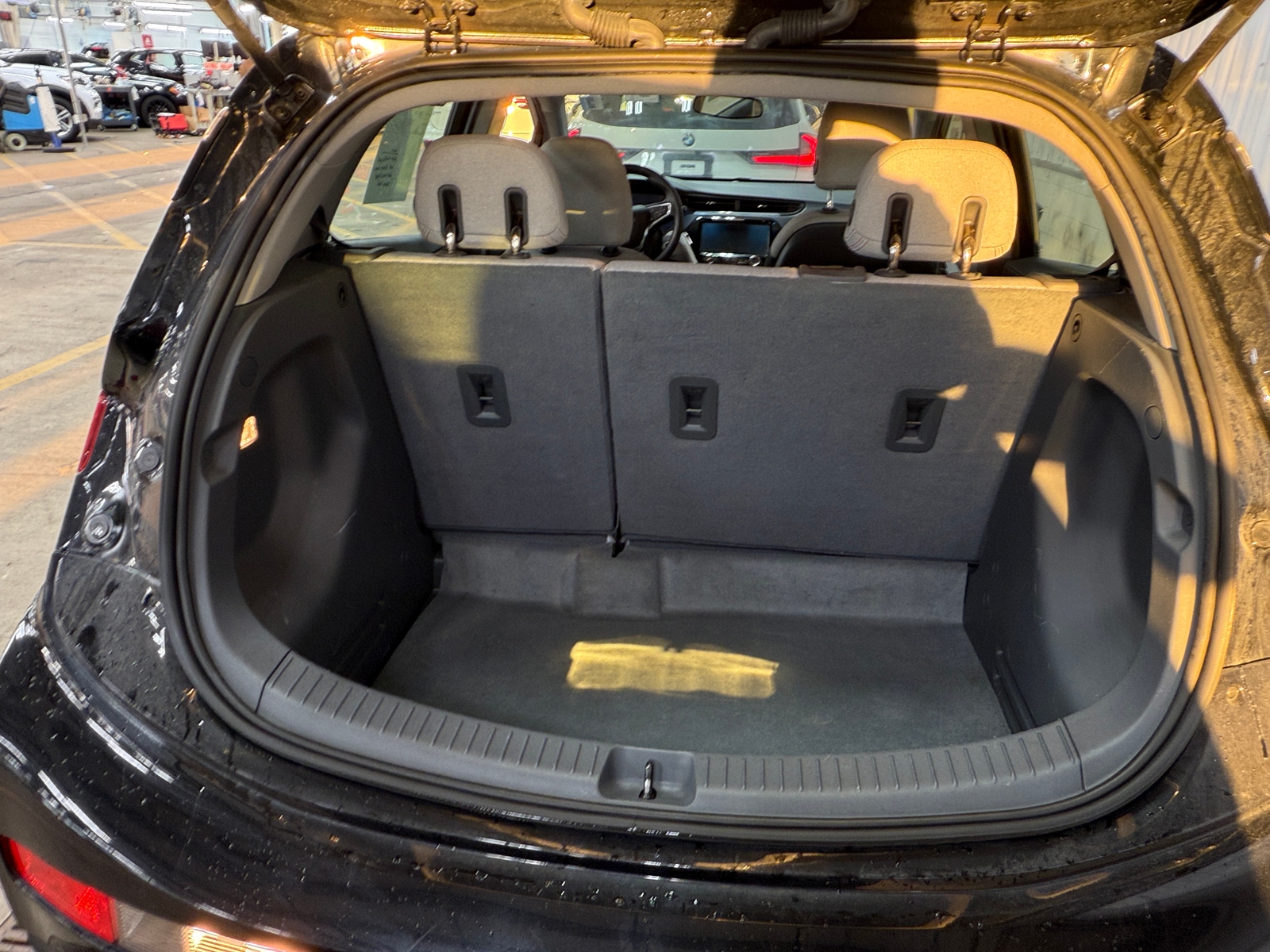 Thumbnail: 2017 Chevrolet Bolt EV - 7