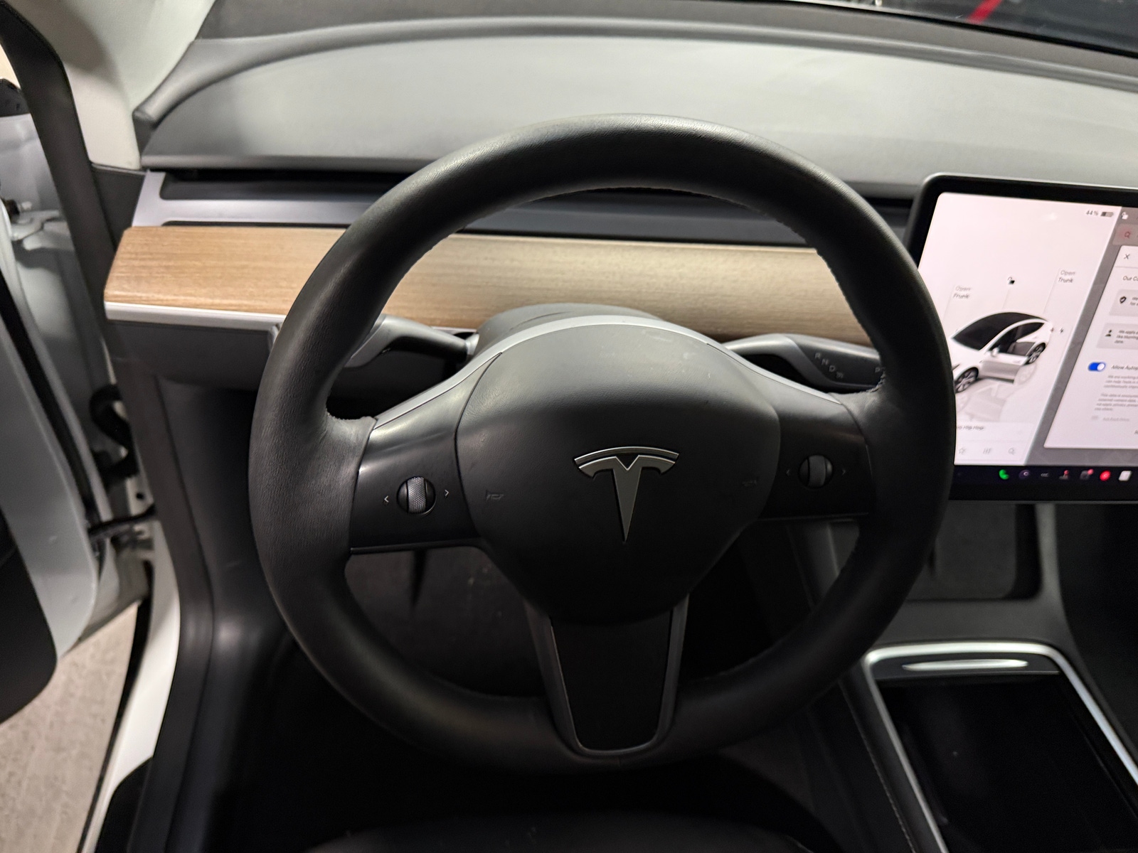 Thumbnail: 2023 Tesla Model Y - 4