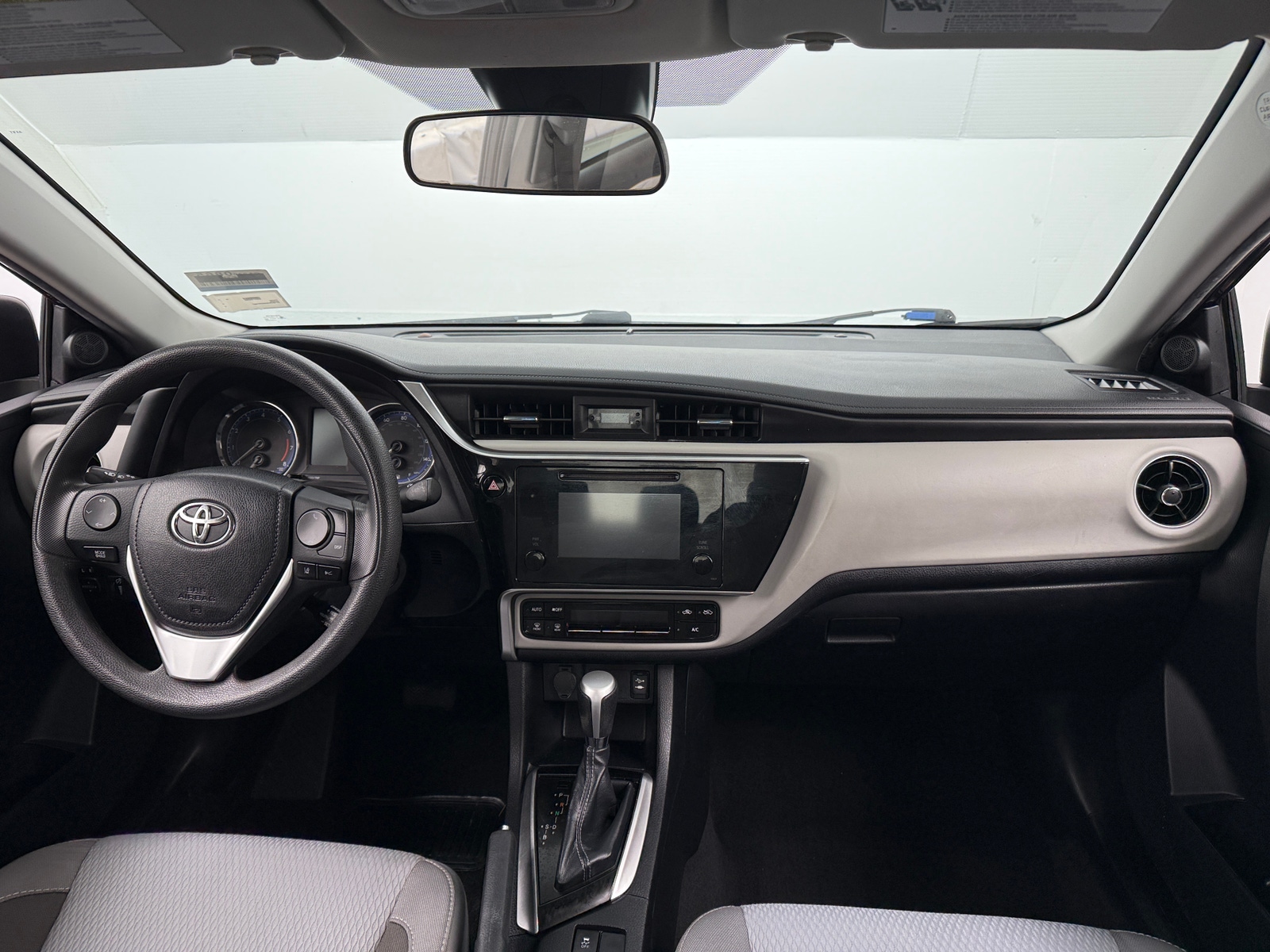 Thumbnail: 2019 Toyota Corolla - 3