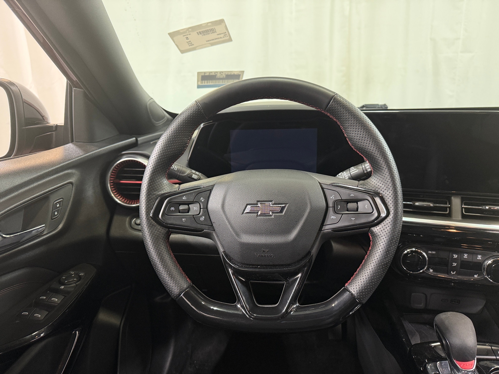 Thumbnail: 2024 Chevrolet Trax - 4