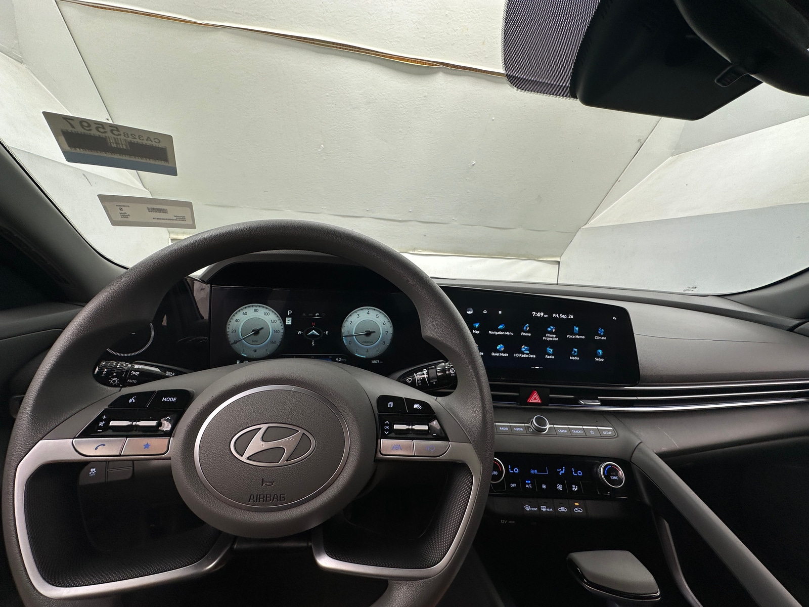 Thumbnail: 2024 Hyundai Elantra - 3