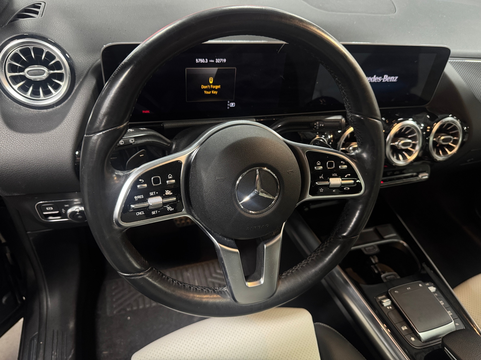 Thumbnail: 2021 Mercedes-Benz GLA - 4