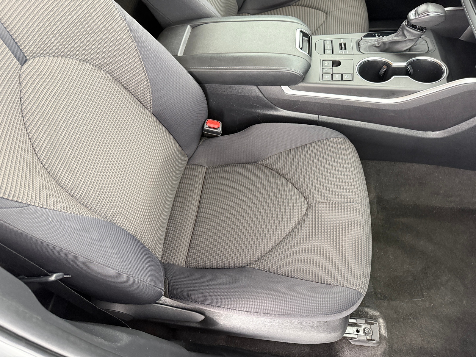 Thumbnail: 2023 Toyota Highlander - 2