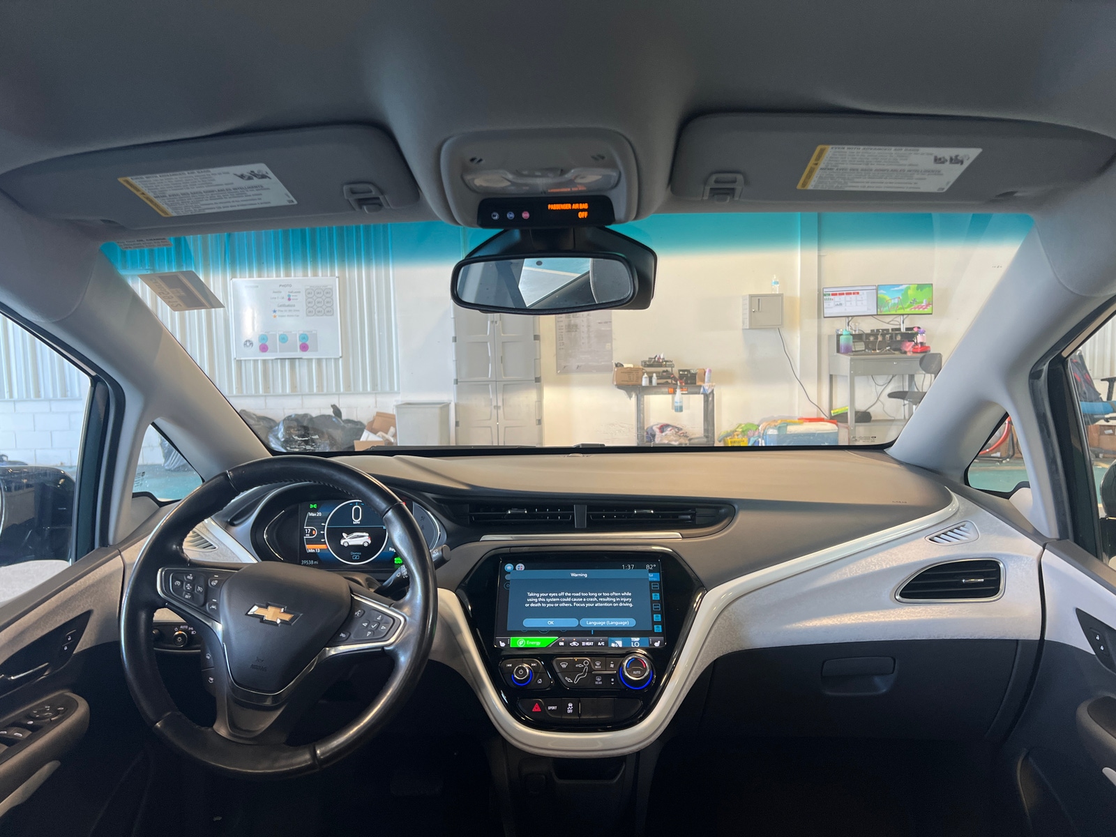 Thumbnail: 2020 Chevrolet Bolt EV - 3