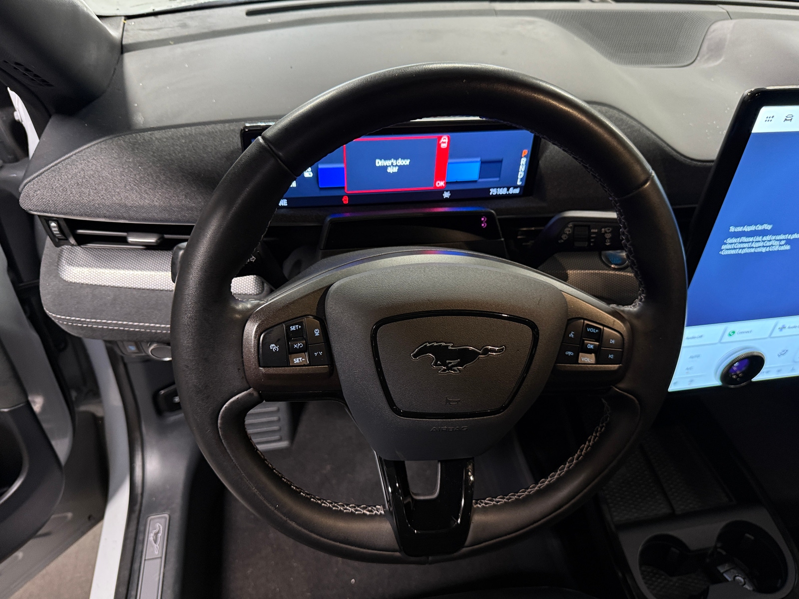 Thumbnail: 2022 Ford Mustang Mach-E - 4