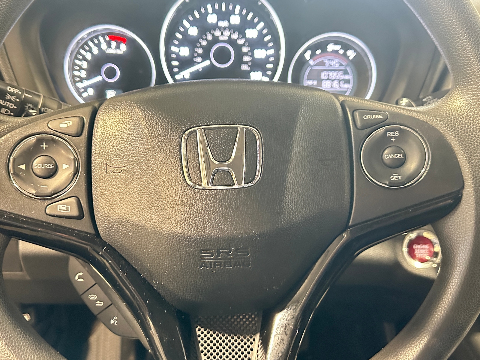 Thumbnail: 2017 Honda HR-V - 5