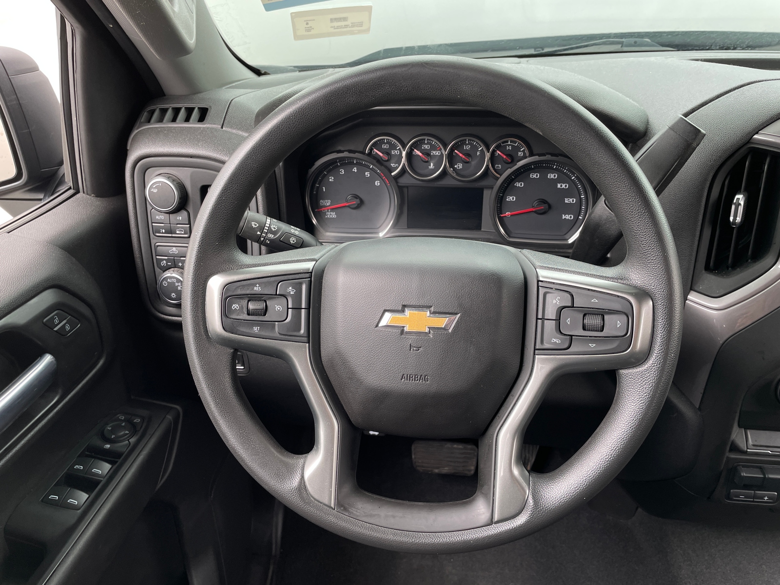 Thumbnail: 2021 Chevrolet Silverado 1500 - 5