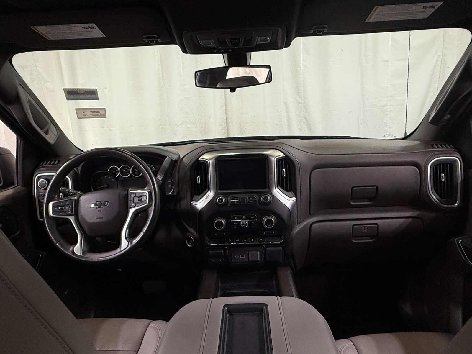 Thumbnail: 2021 Chevrolet Silverado 1500 - 3