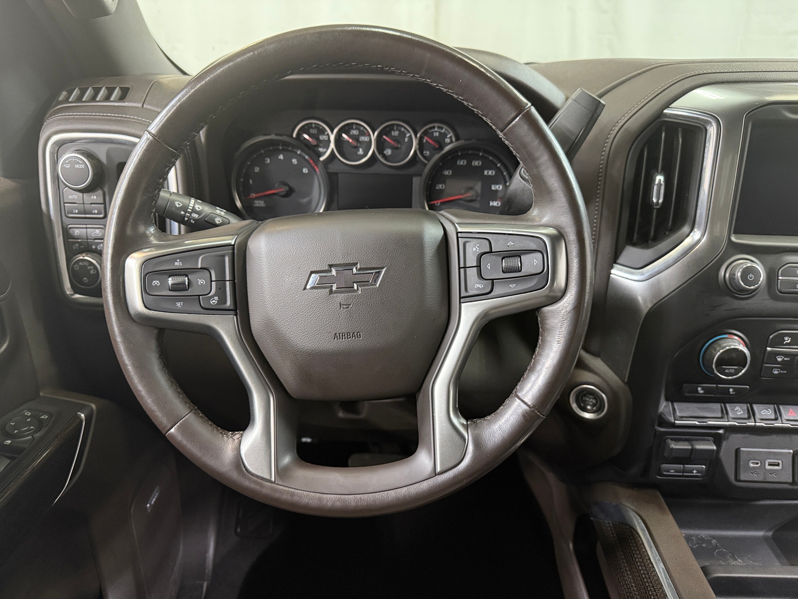 Thumbnail: 2021 Chevrolet Silverado 1500 - 5