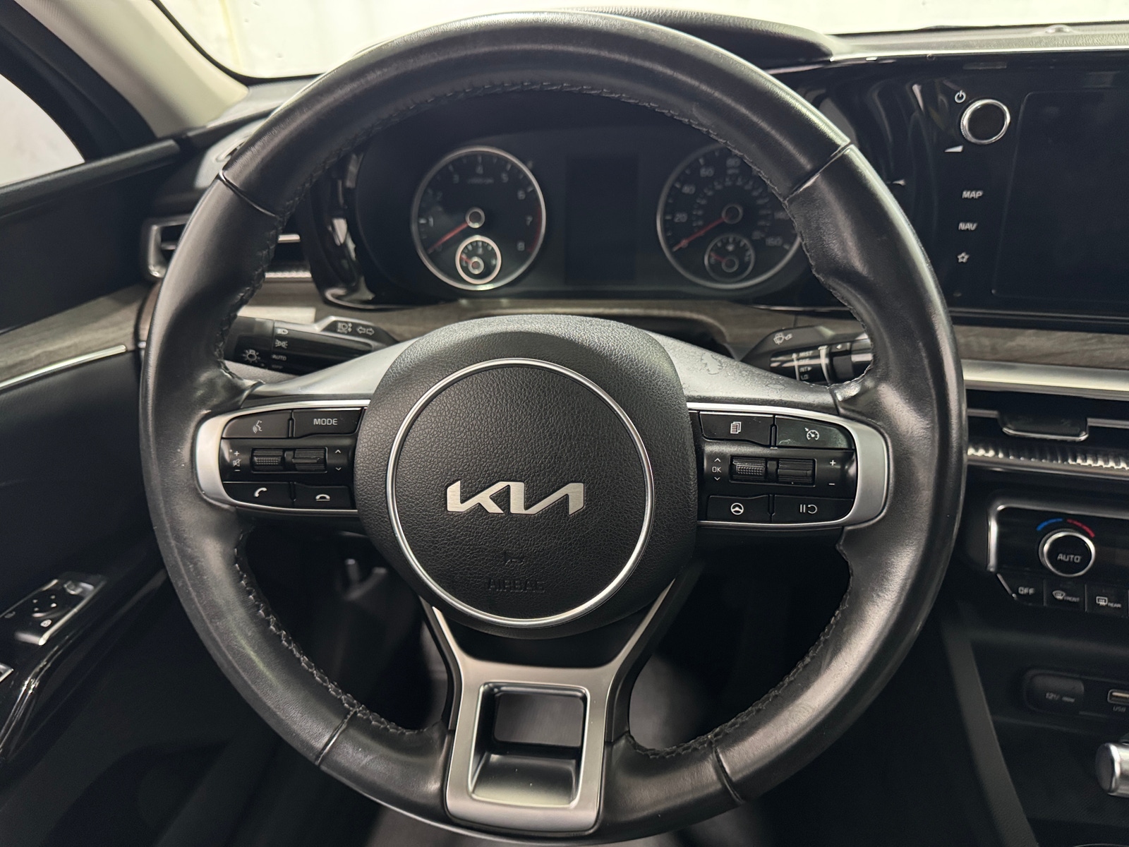 Thumbnail: 2022 Kia K5 - 4