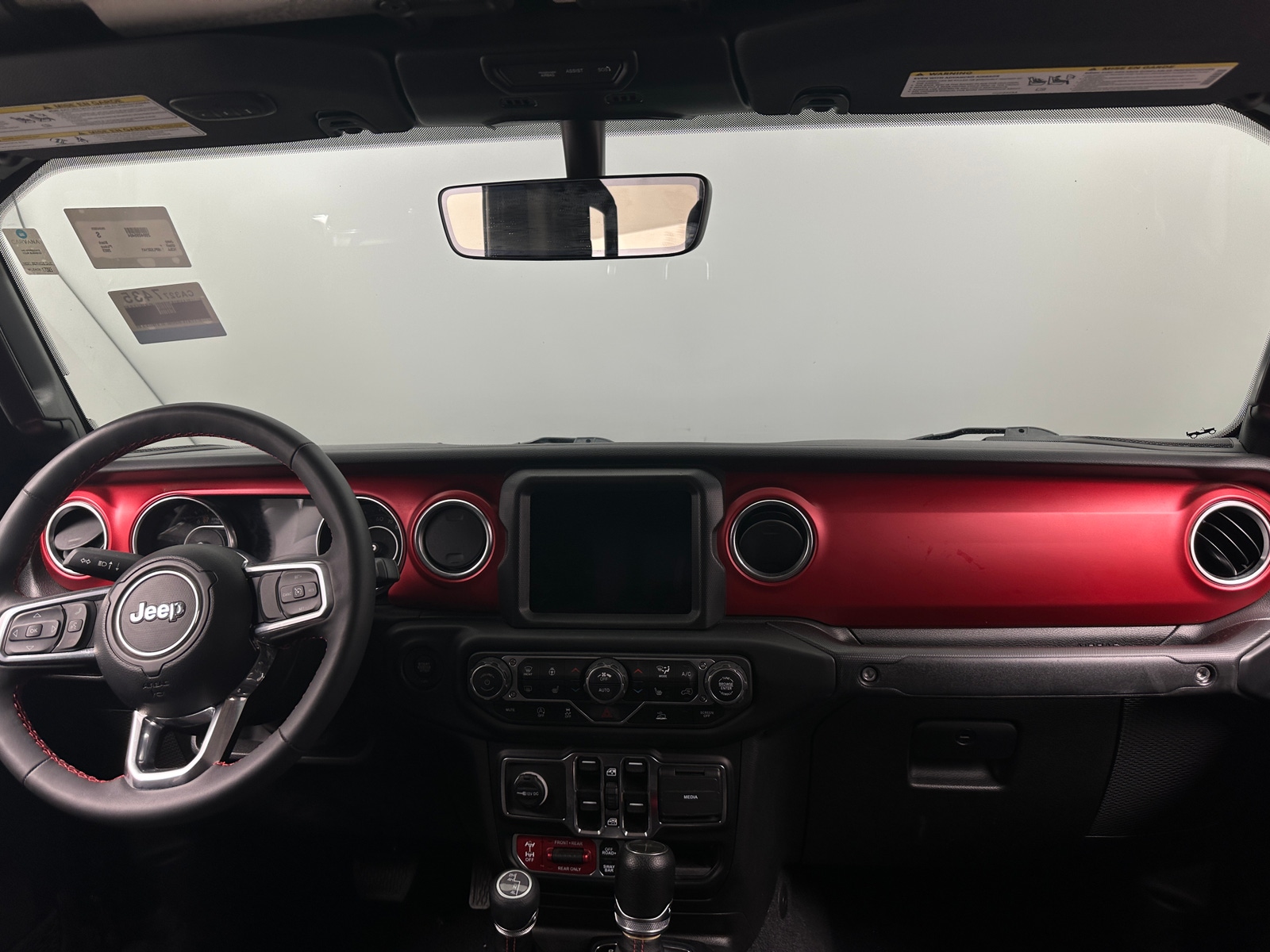 Thumbnail: 2023 Jeep Gladiator - 3