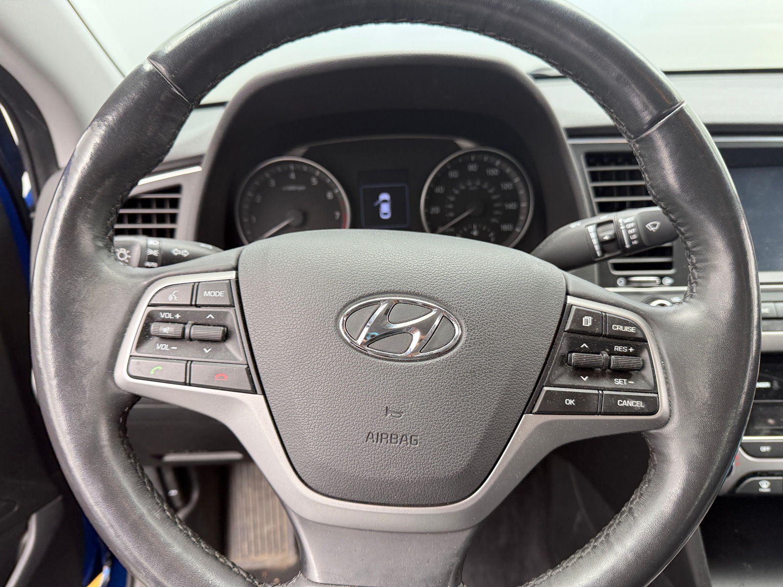 Thumbnail: 2017 Hyundai Elantra - 4