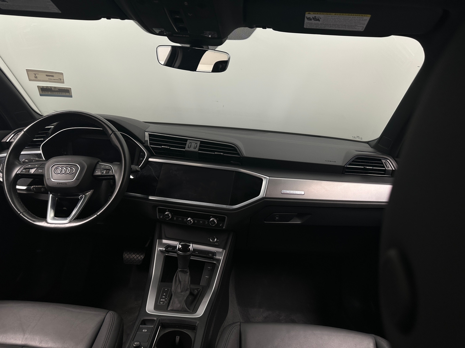 Thumbnail: 2022 Audi Q3 - 2