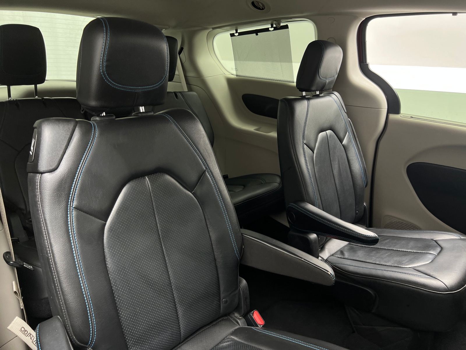 Thumbnail: 2021 Chrysler Pacifica - 5
