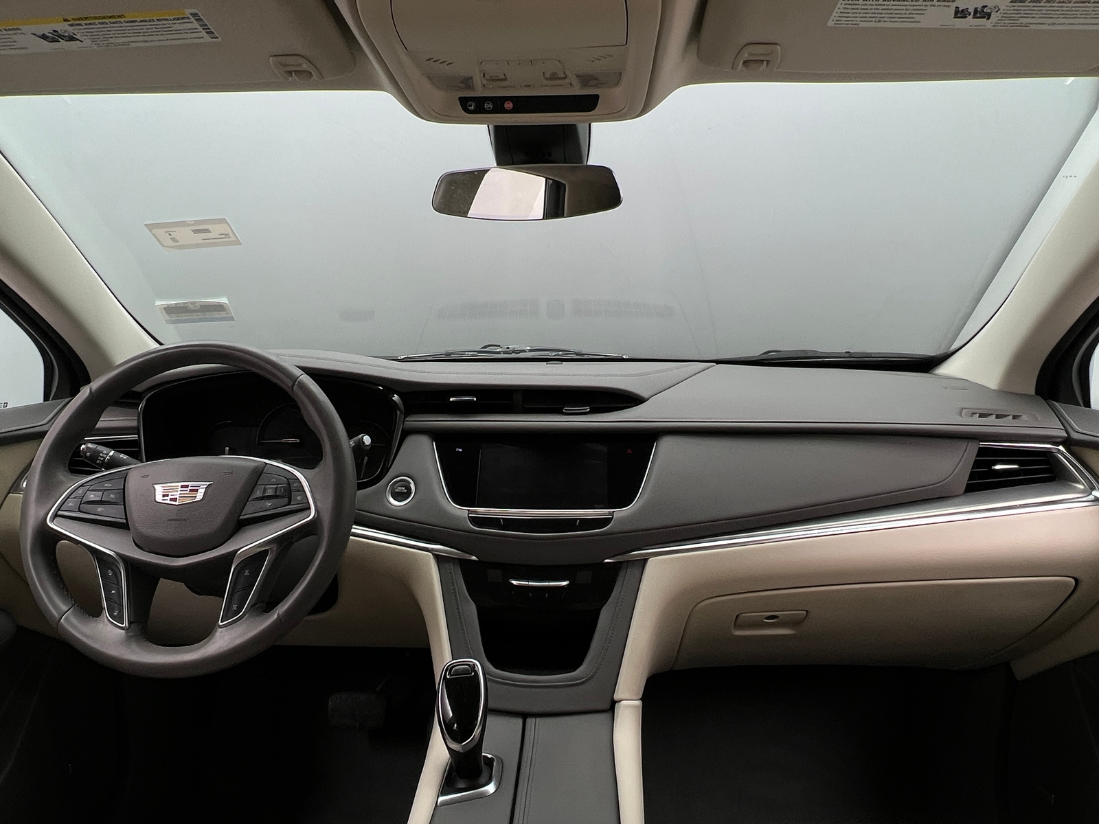 Thumbnail: 2017 Cadillac XT5 - 2