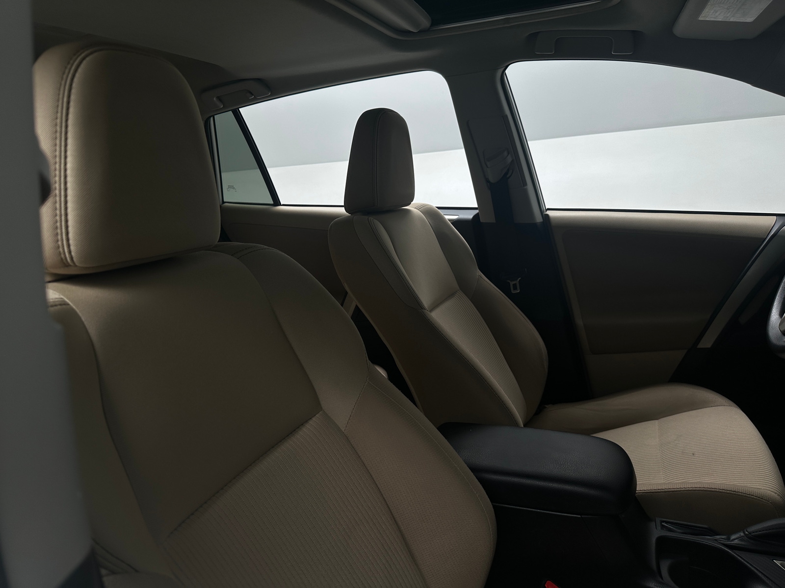 Thumbnail: 2013 Toyota RAV4 - 2