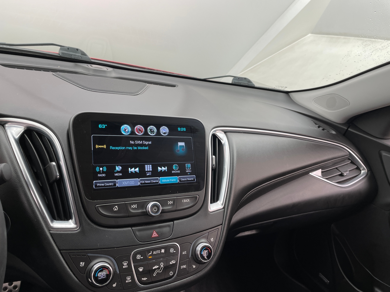 Thumbnail: 2016 Chevrolet Malibu - 3