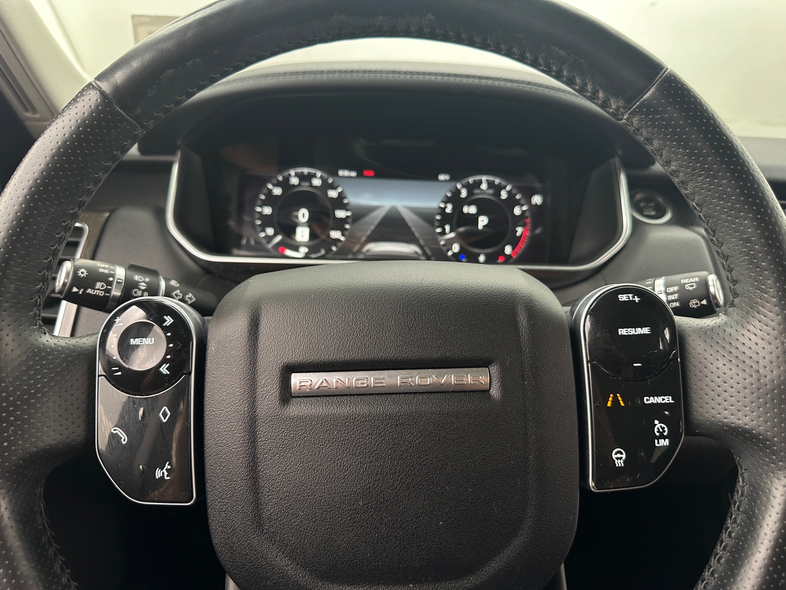 Thumbnail: 2020 Land Rover Range Rover Sport - 4