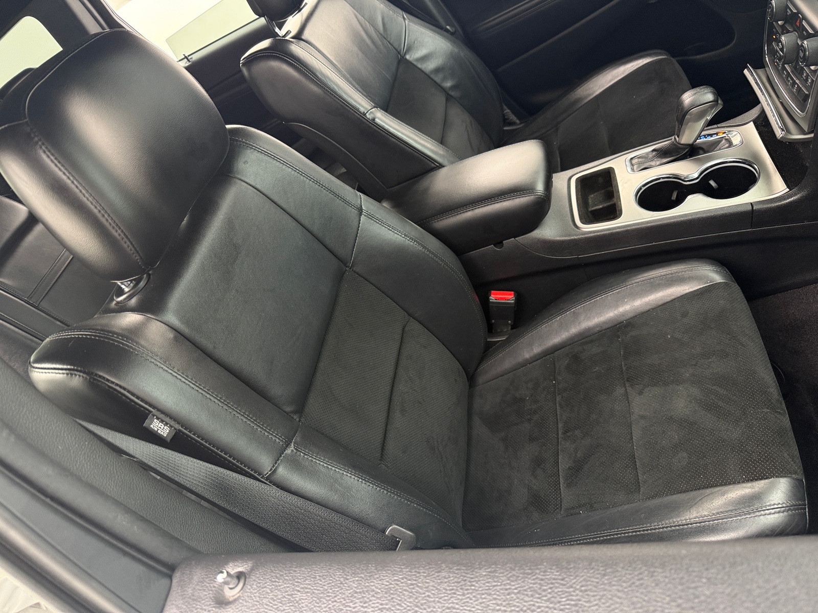 Thumbnail: 2017 Jeep Grand Cherokee - 2