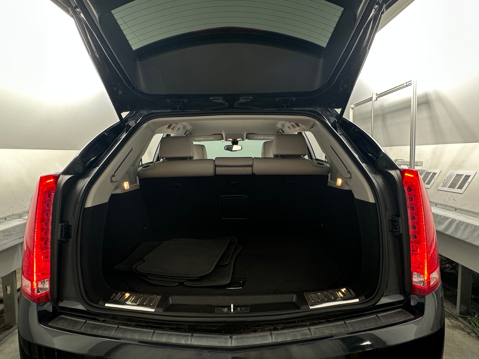 Thumbnail: 2014 Cadillac SRX - 6