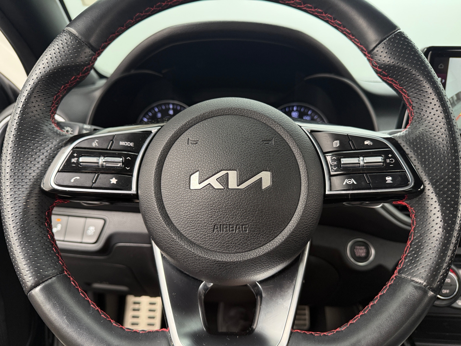 Thumbnail: 2023 Kia Forte - 5