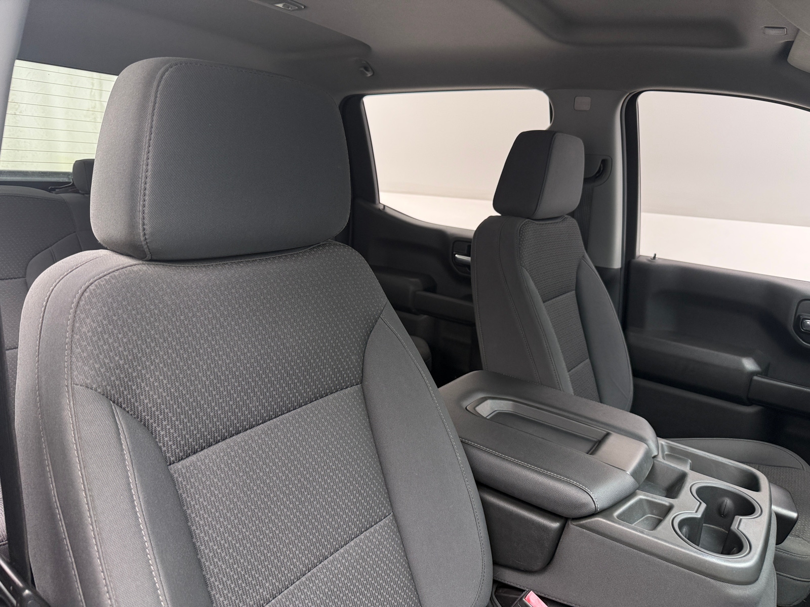 Thumbnail: 2021 Chevrolet Silverado 1500 - 2