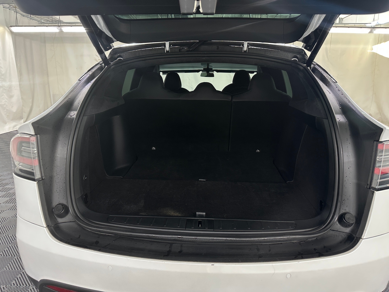 Thumbnail: 2020 Tesla Model X - 6