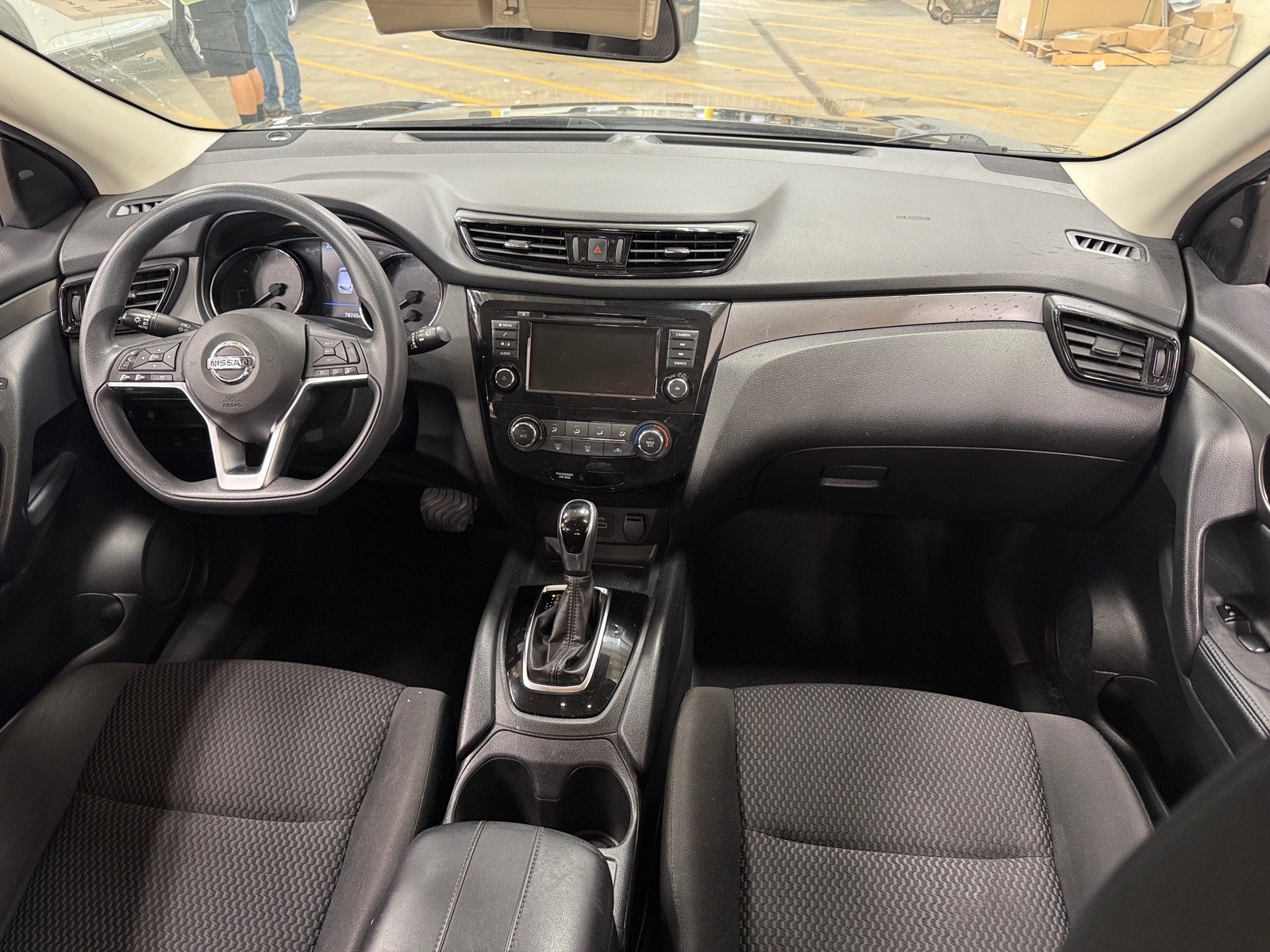 Thumbnail: 2021 Nissan Rogue Sport - 3