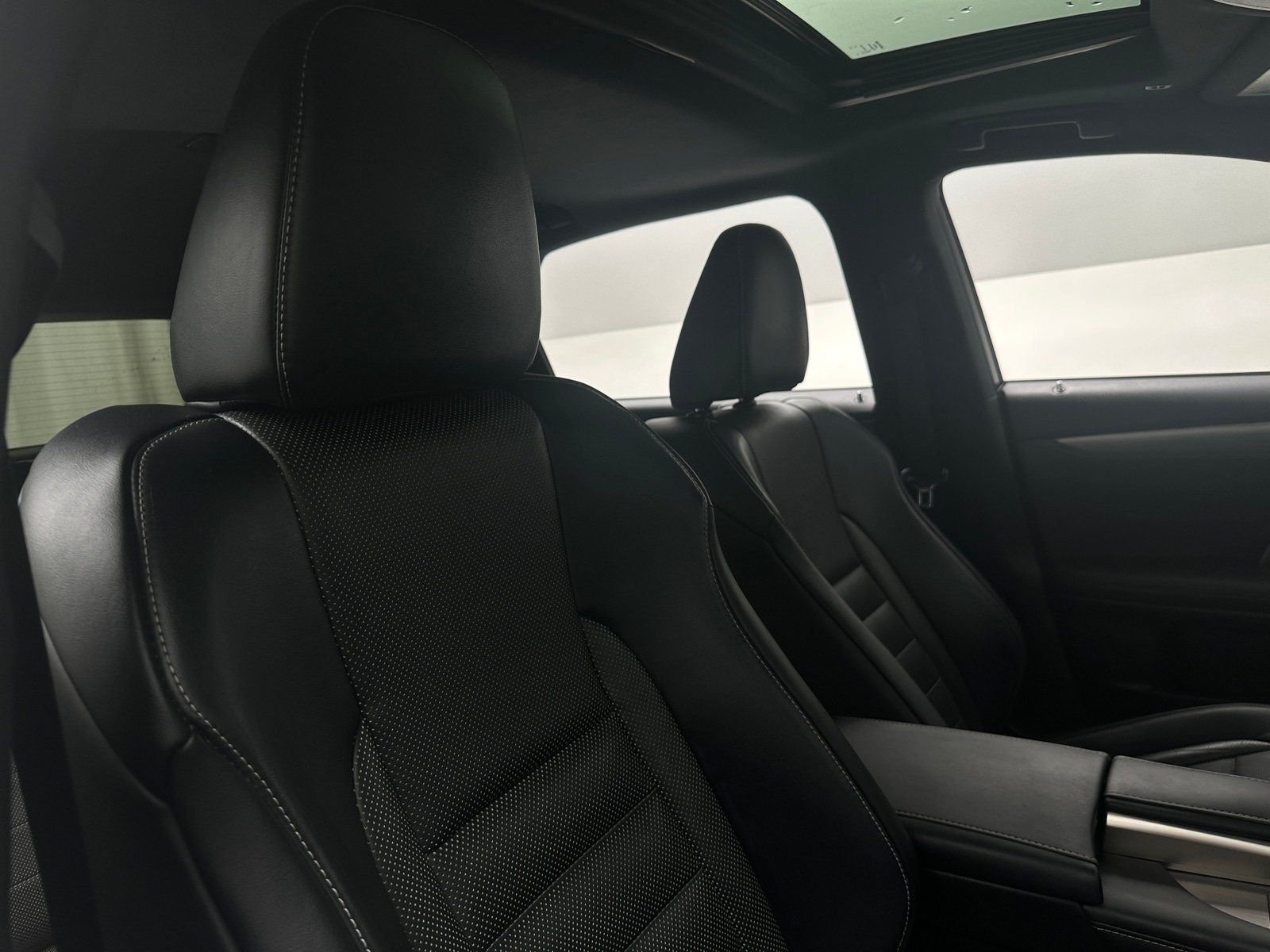 Thumbnail: 2017 Lexus RX - 2