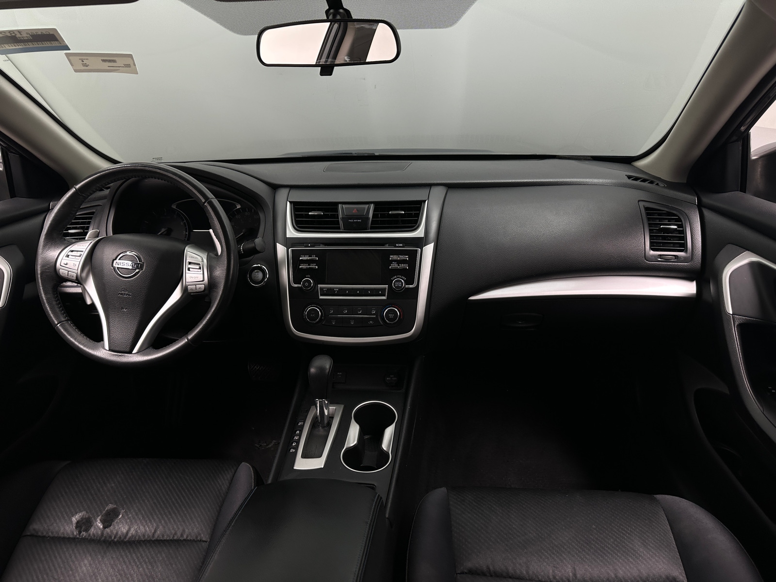 Thumbnail: 2017 Nissan Altima - 3
