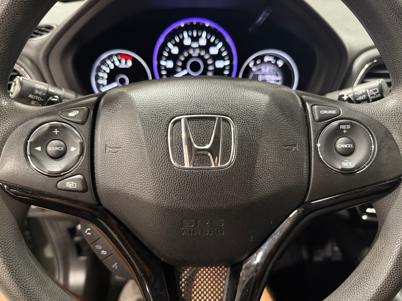 Thumbnail: 2017 Honda HR-V - 5