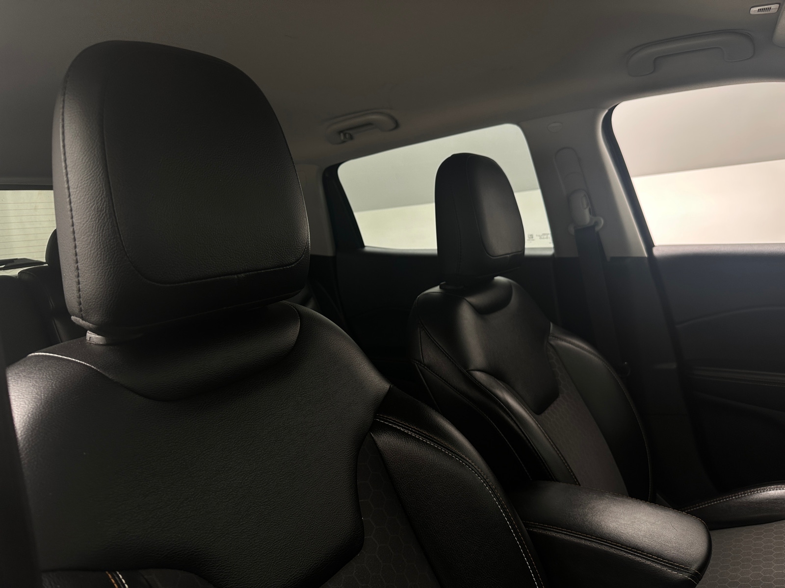 Thumbnail: 2019 Jeep Compass - 2