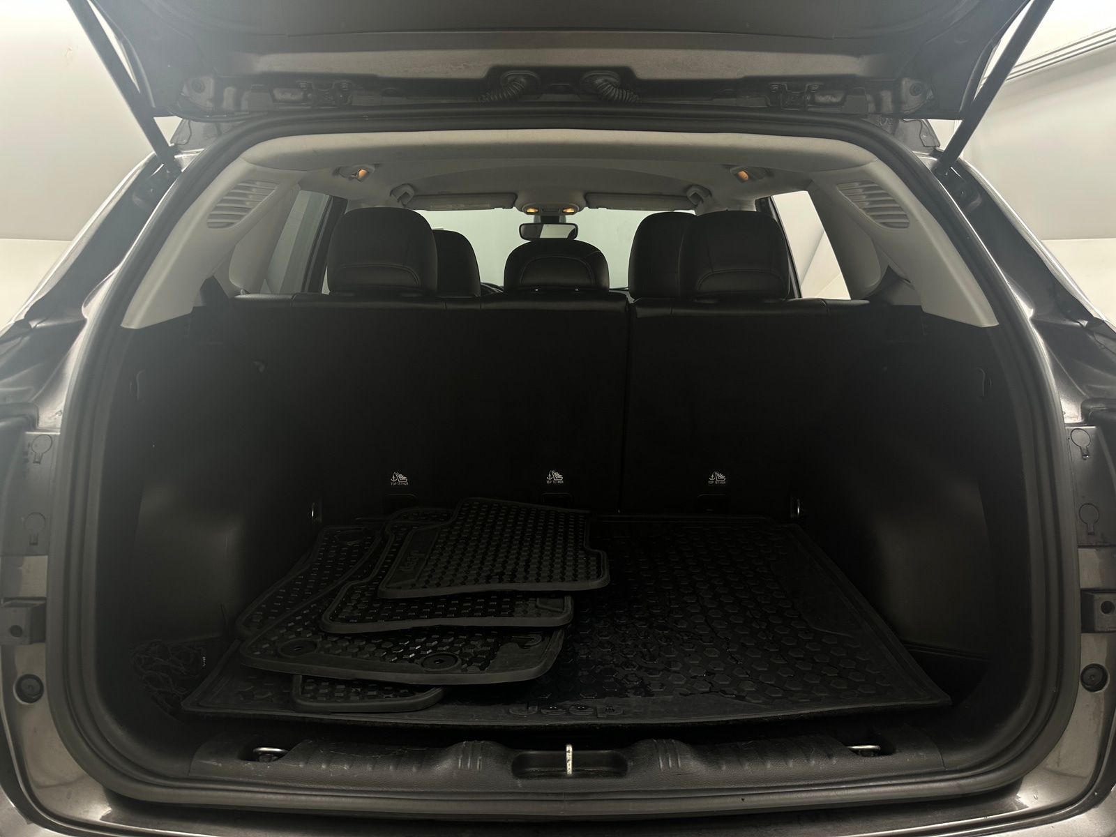 Thumbnail: 2019 Jeep Compass - 7