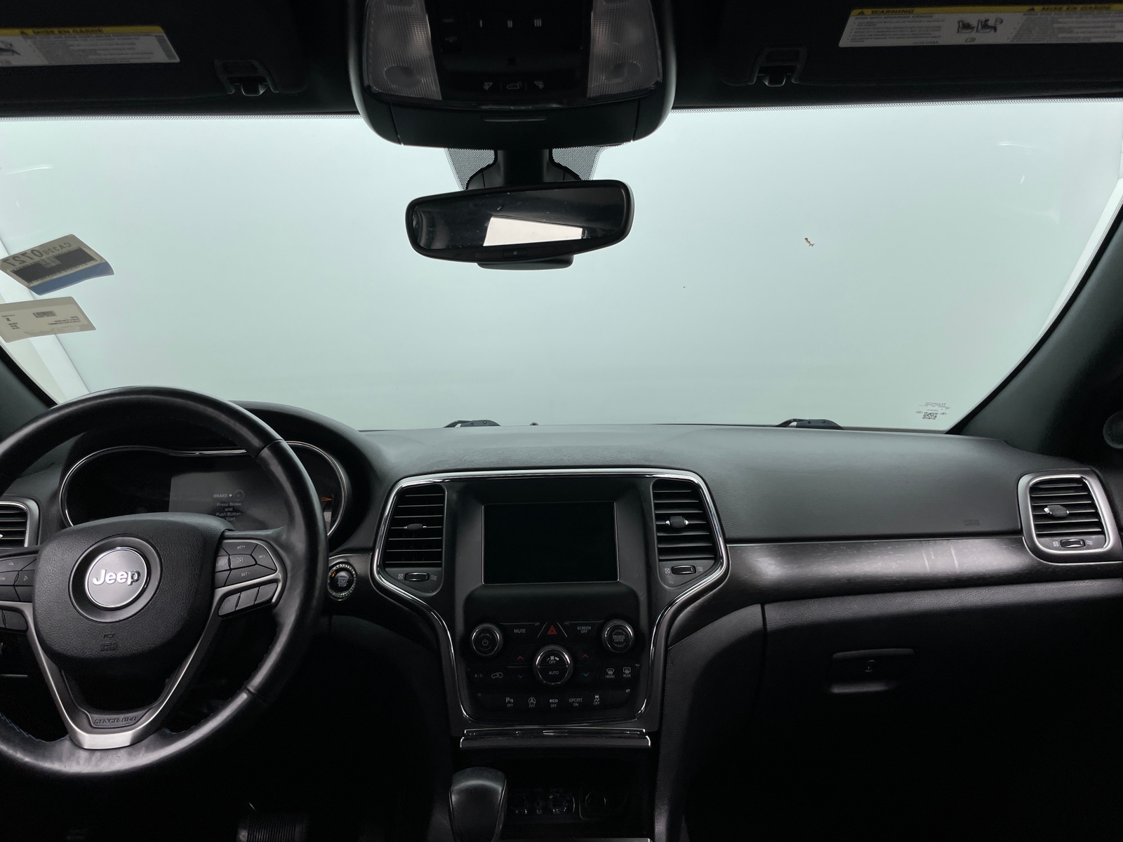 Thumbnail: 2018 Jeep Grand Cherokee - 3