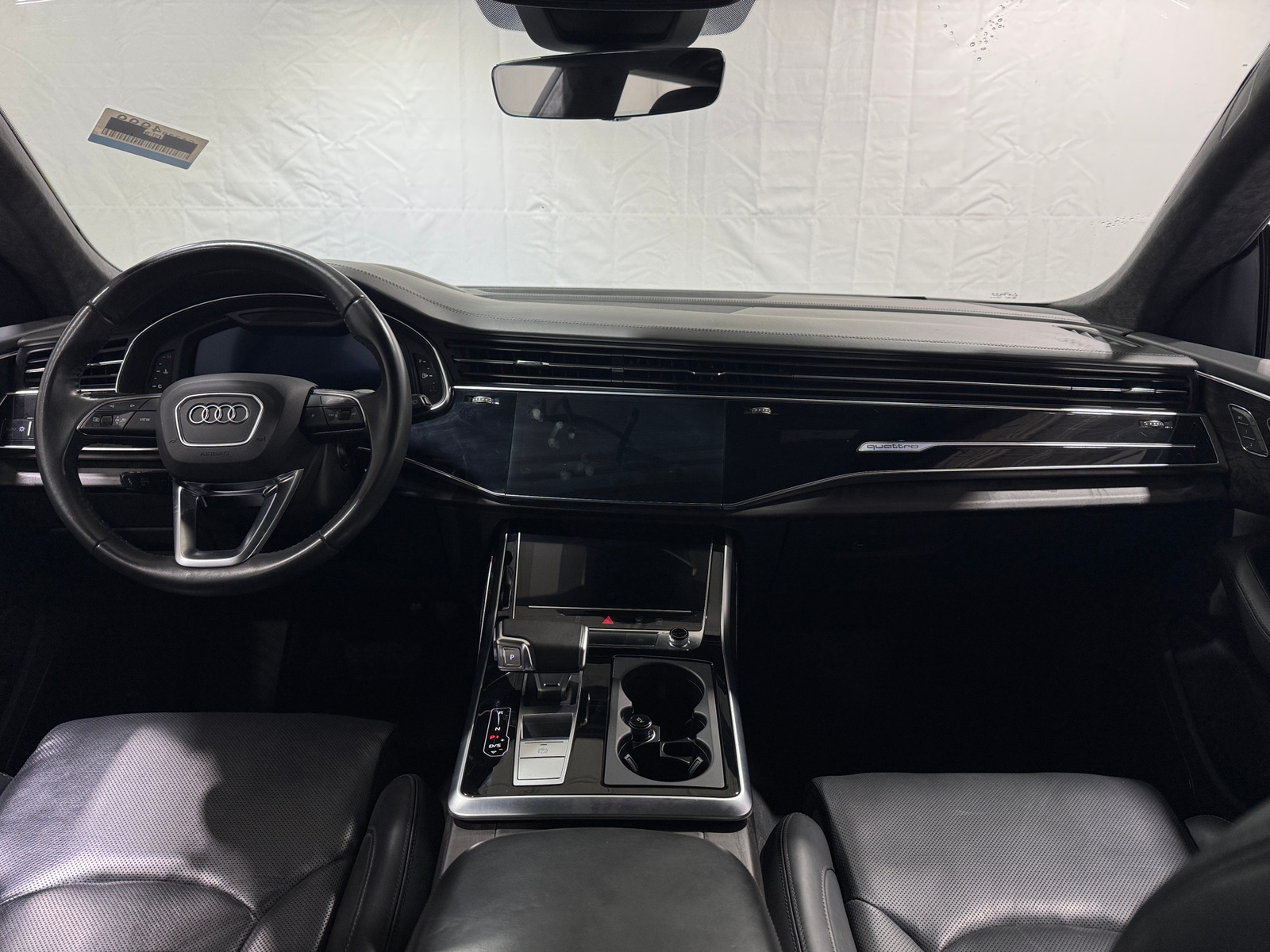 Thumbnail: 2020 Audi Q8 - 2