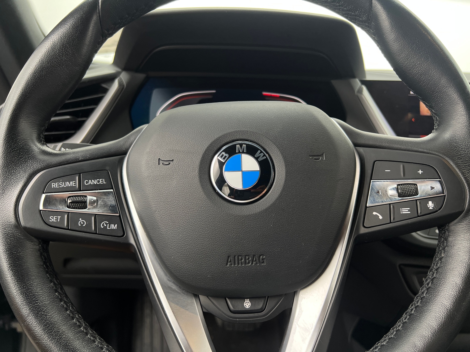 Thumbnail: 2023 BMW 2 Series - 4