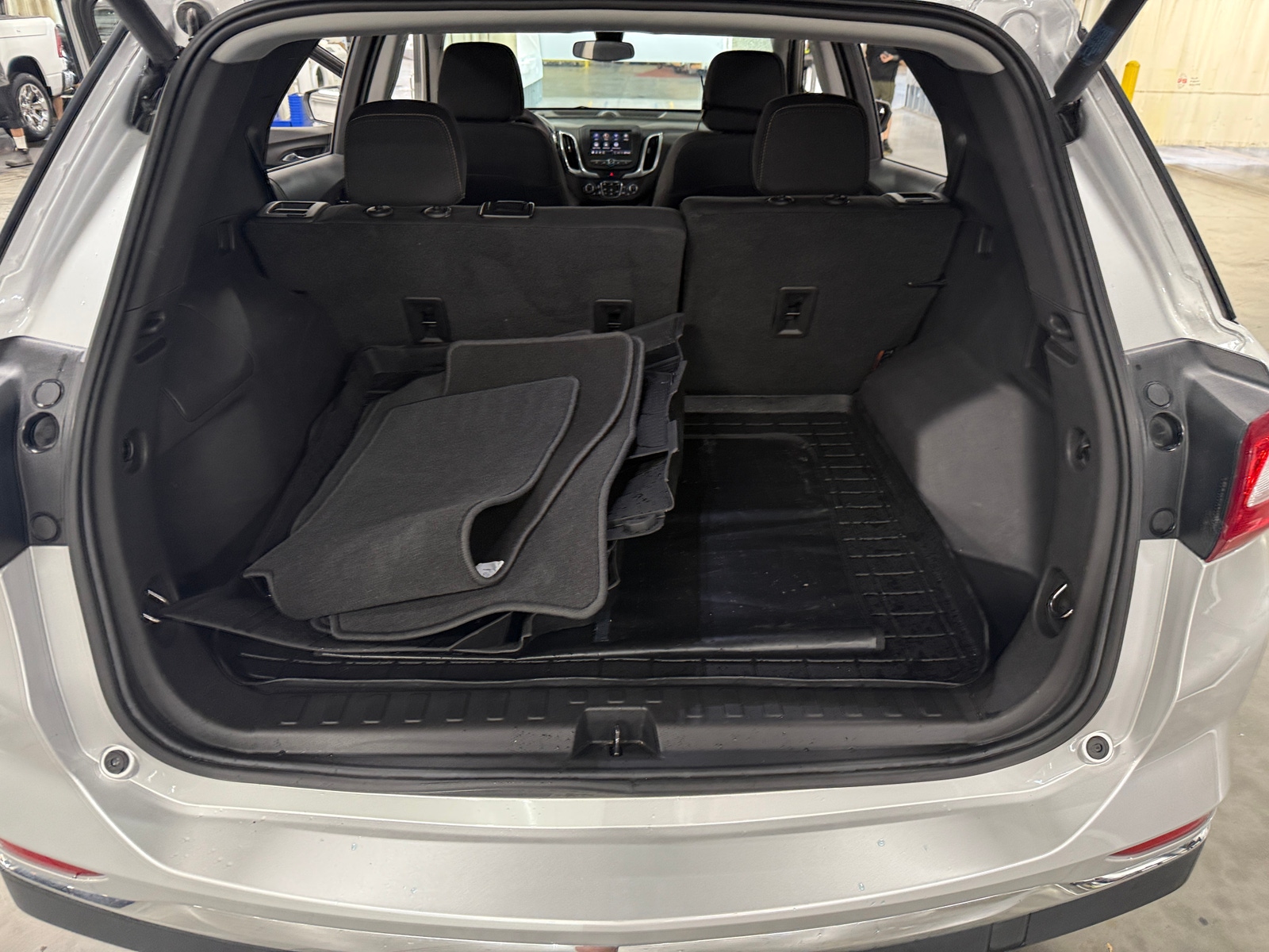 Thumbnail: 2021 Chevrolet Equinox - 7
