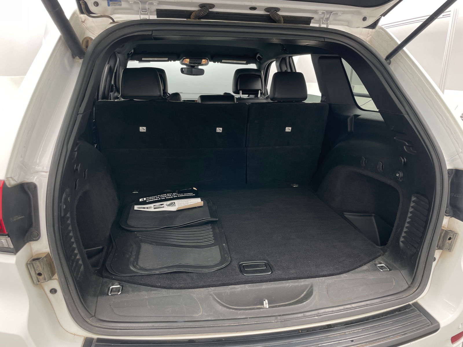 Thumbnail: 2019 Jeep Grand Cherokee - 6