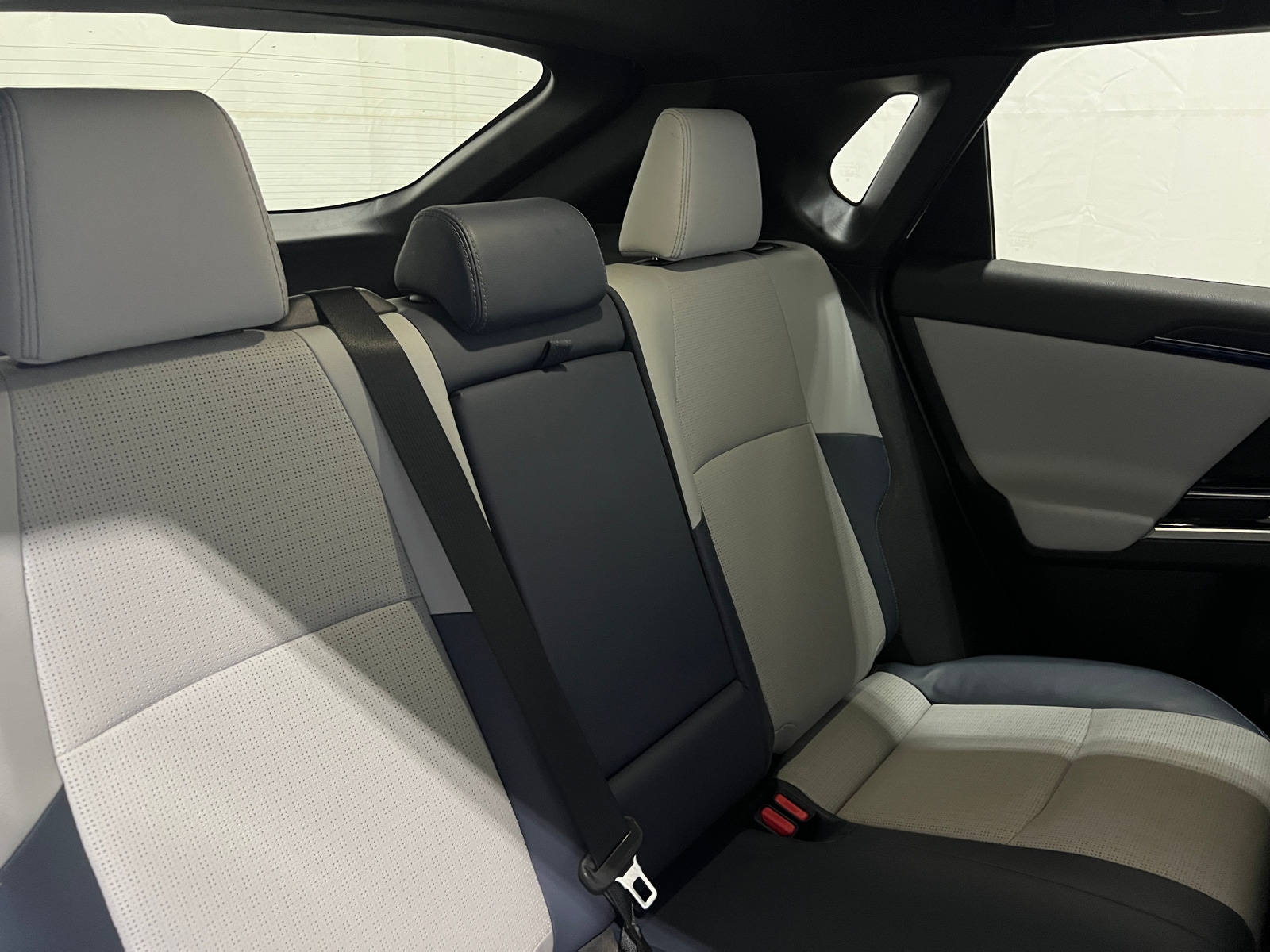 Thumbnail: 2023 Subaru Solterra - 5