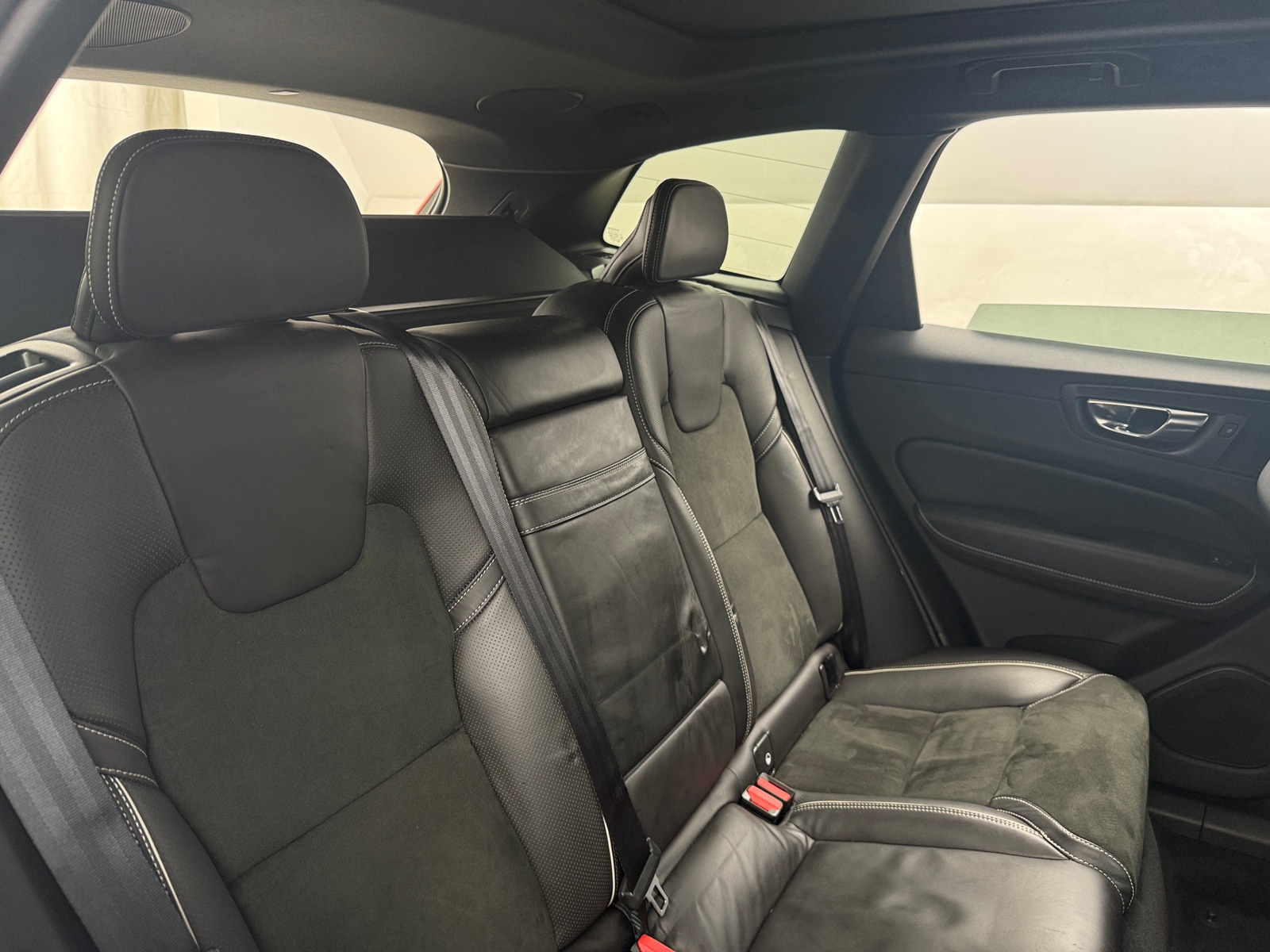 Thumbnail: 2019 Volvo XC60 - 5