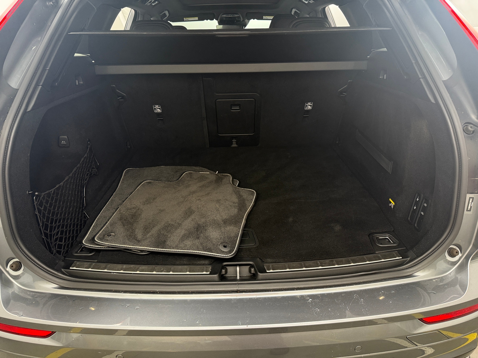 Thumbnail: 2019 Volvo XC60 - 6