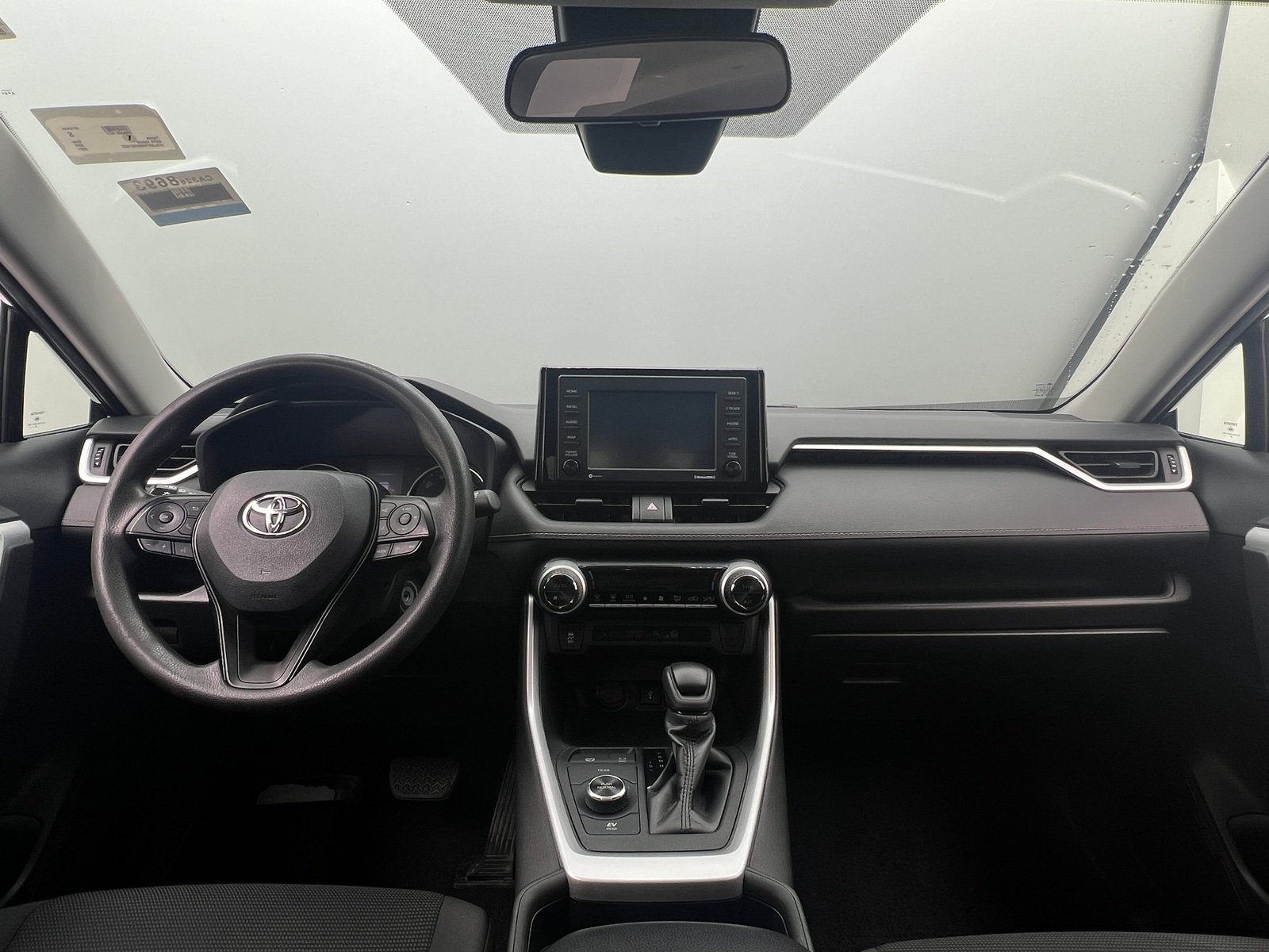 Thumbnail: 2021 Toyota RAV4 - 3
