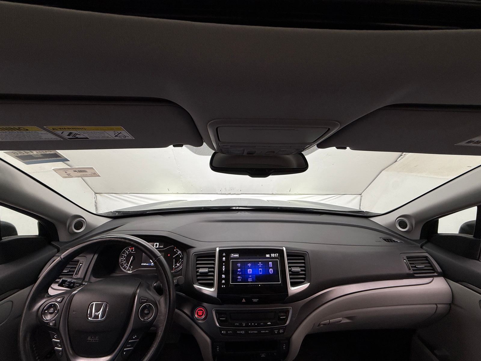 Thumbnail: 2018 Honda Pilot - 2