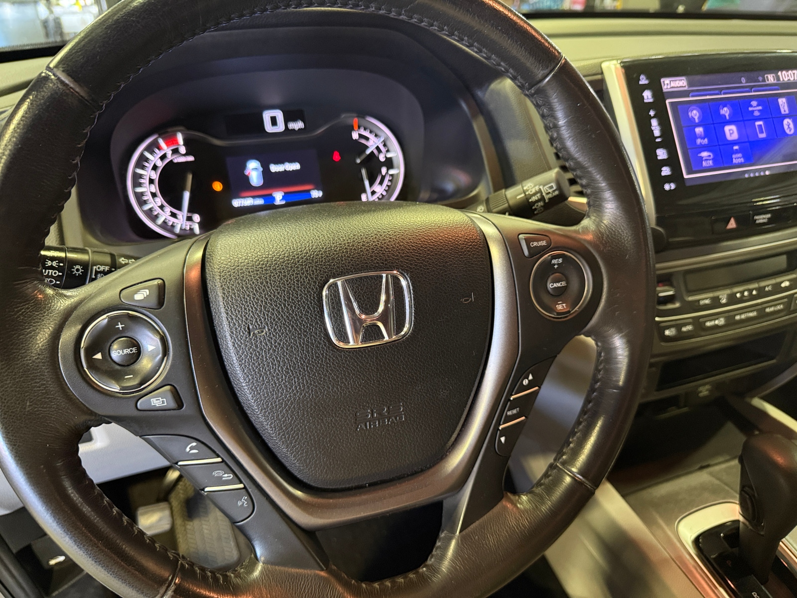 Thumbnail: 2018 Honda Pilot - 4