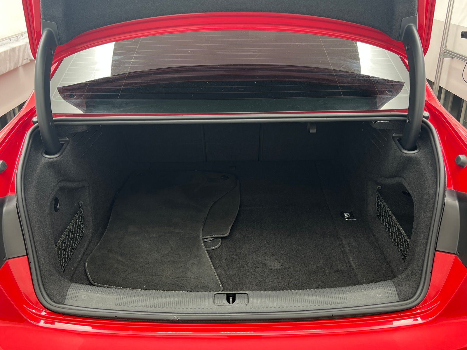 Thumbnail: 2018 Audi S4 - 6