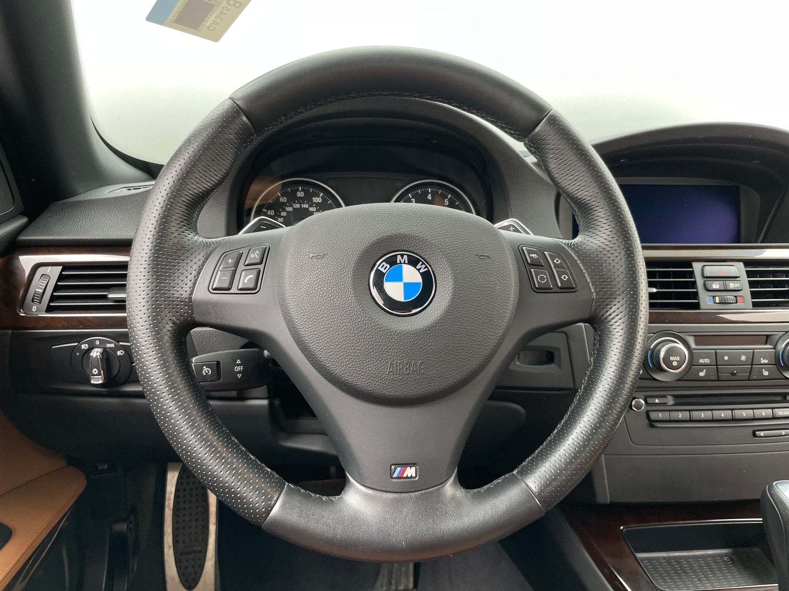 Thumbnail: 2011 BMW 3 Series - 4