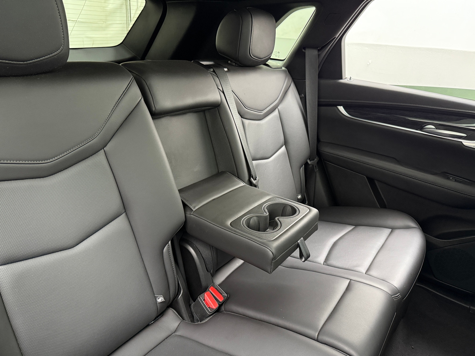 Thumbnail: 2023 Cadillac XT5 - 5