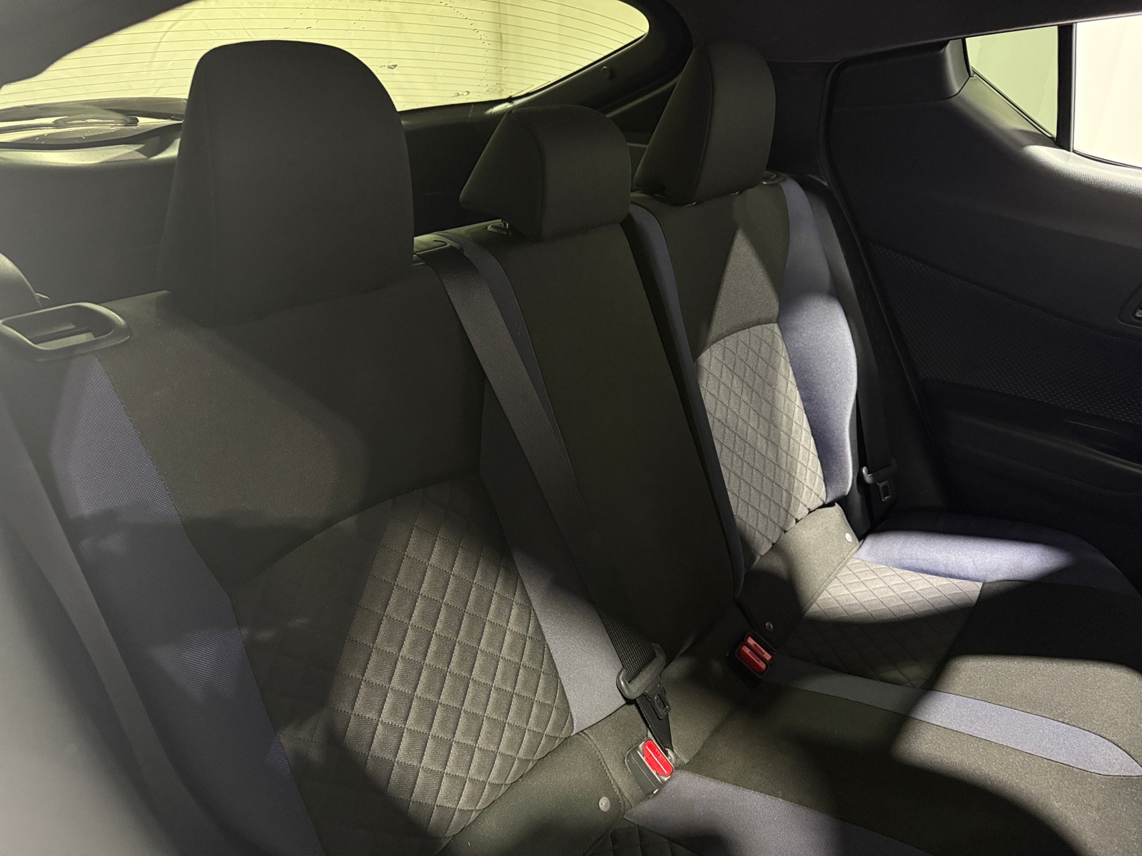 Thumbnail: 2020 Toyota C-HR - 6