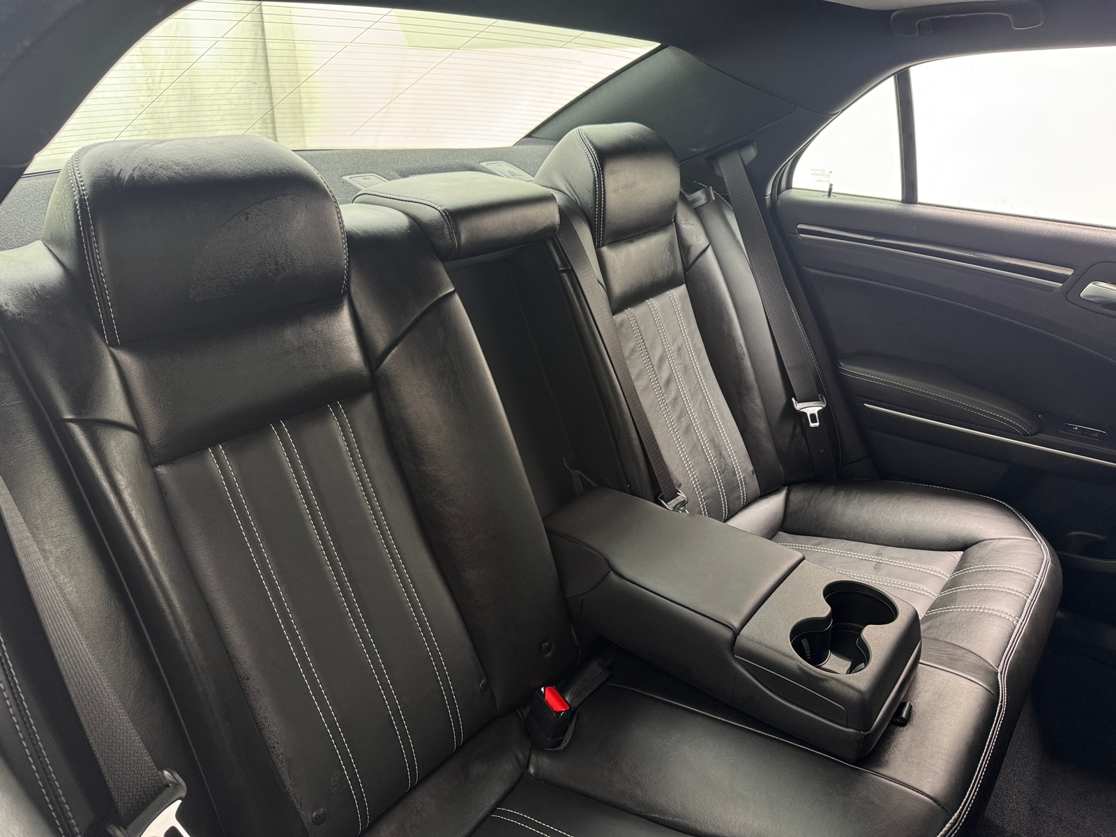 Thumbnail: 2020 Chrysler 300 - 5