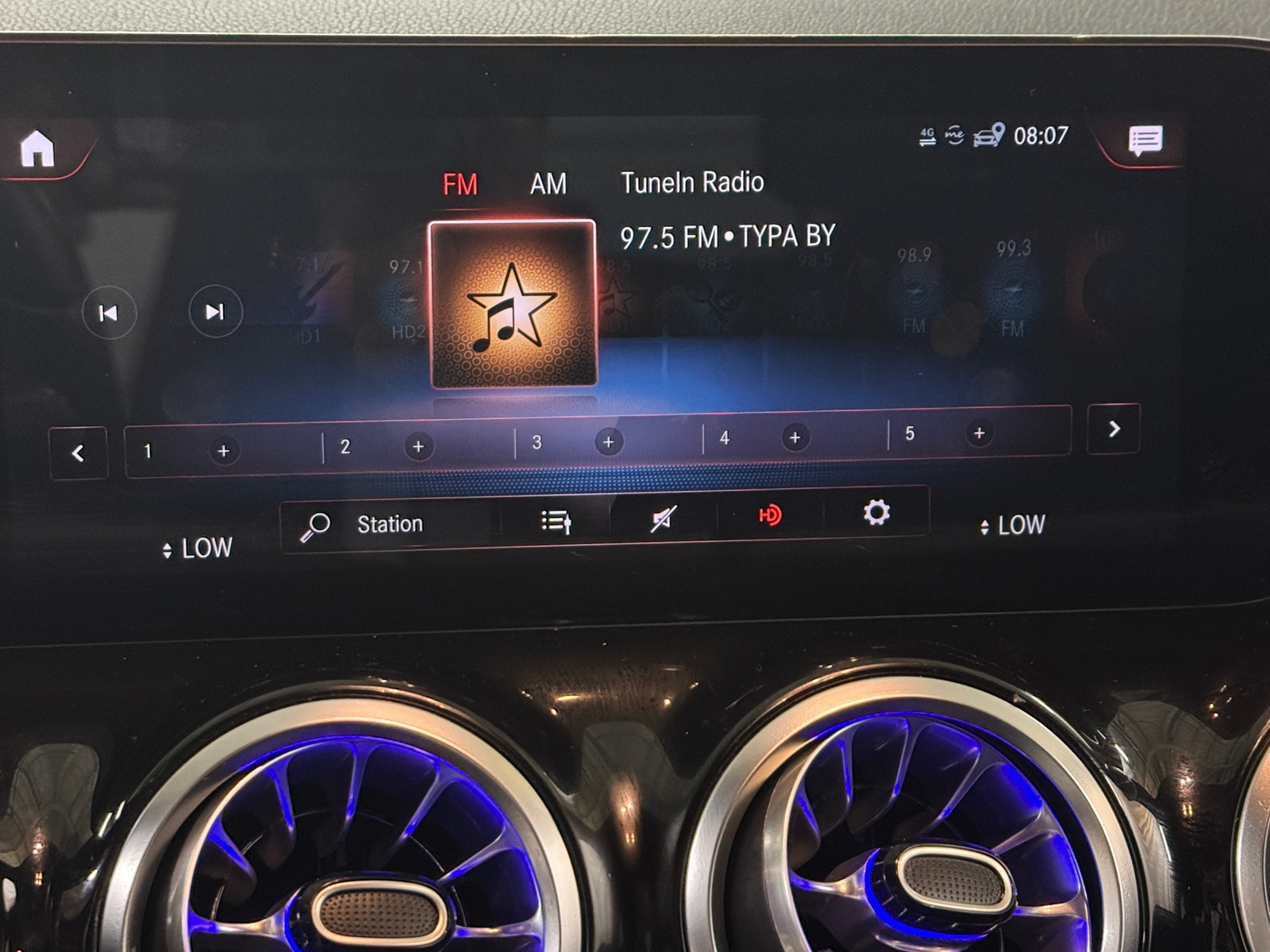 Thumbnail: 2022 Mercedes-Benz GLA - 4